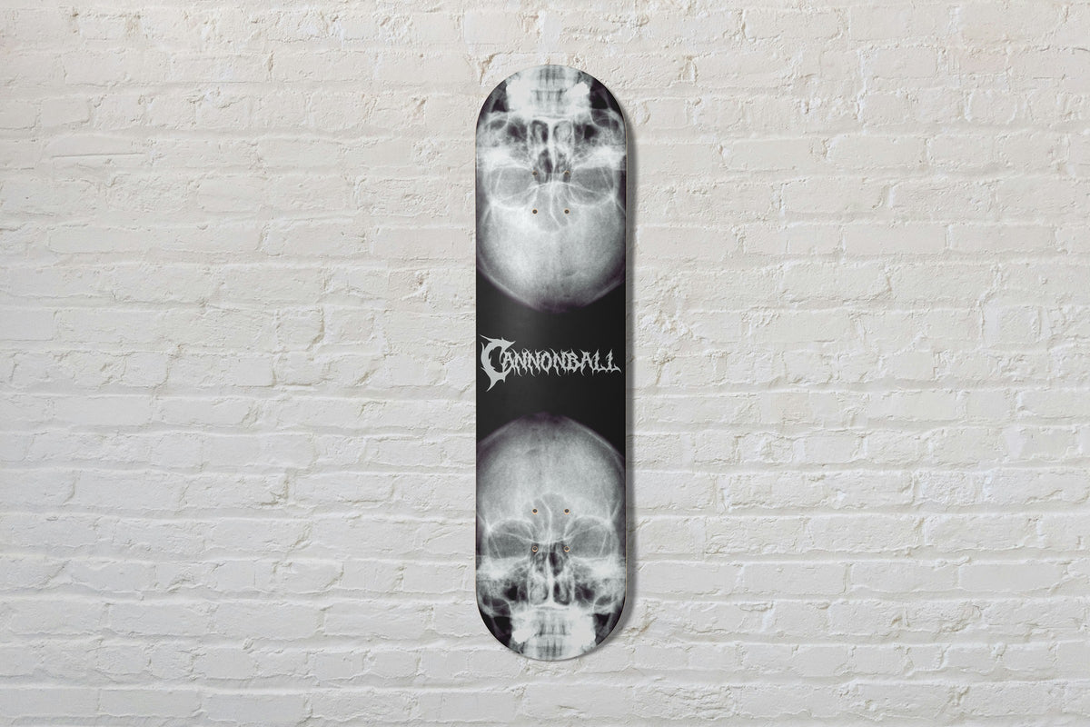 Planche de skate Cannonball Twins - deux crânes en miroir